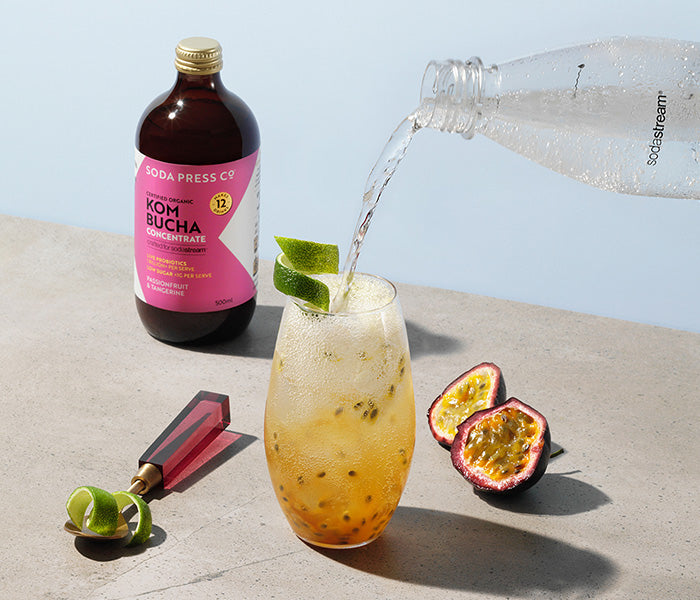 soda press co kombucha passionfruit & mandarin 