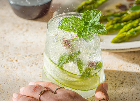 Pairing your sparkling water  drinks with food
